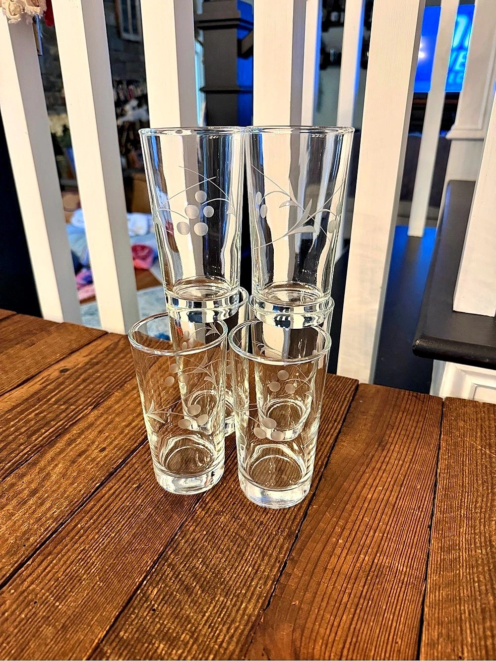 Set of (6) vintage 10oz. drinking glasses w/ etched floral and berry pattern